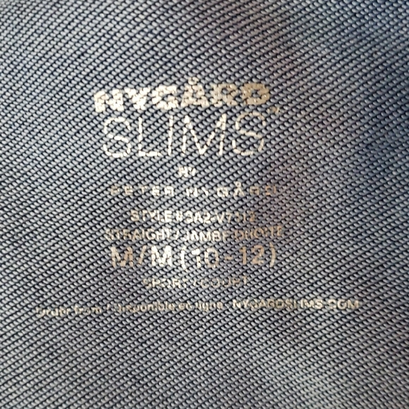 Peter Nygard Women's Straight Leg Jeans in Navy - Picture 5 of 10